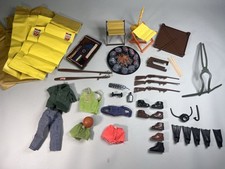 Lotto accessori campeggio Mattel Big Jim stivali, abiti, parti e pezzi basket