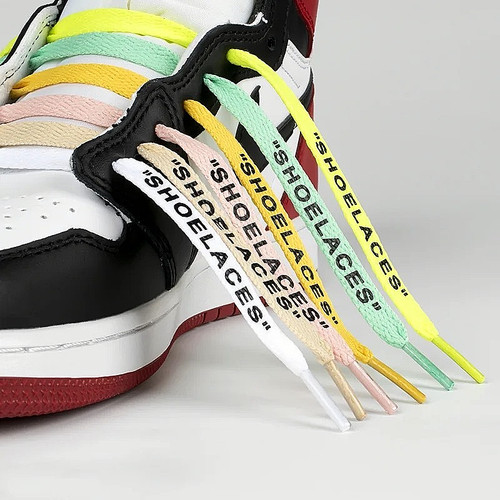 Lacci per scarpe - con, in