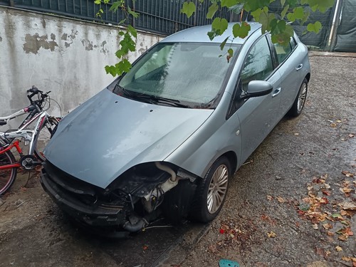 Ricambi per auto - ricambi,