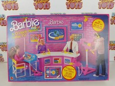 BARBIE PLAYSET 6 O'CLOCK NEWS