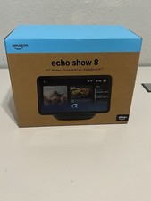 Amazon Echo Show 8 2025 con