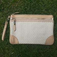 CARPISA pochette donna colore beige, tre zip, capiente. 34x24cm