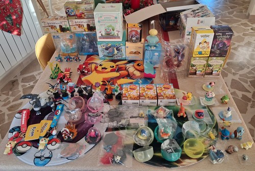 Varie figure pokemon - varie,
