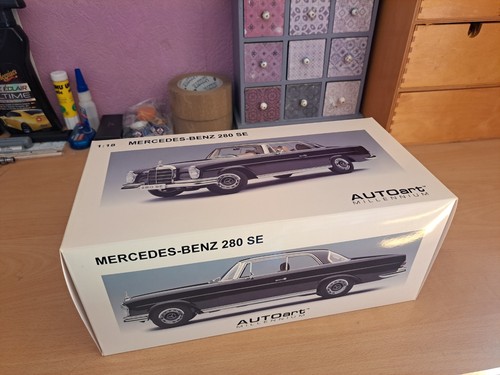 Mercedes 280 black autoart - mercedes, se
