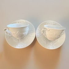 Set da tè Richard Ginori Capodimonte in porcellana bianca decoro bassorilievo