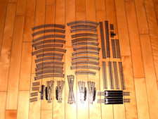 LOT 4 BEAUTIFUL LOT OF TRACKS