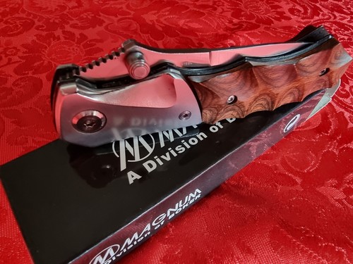 Coltello tascabile pieghevole