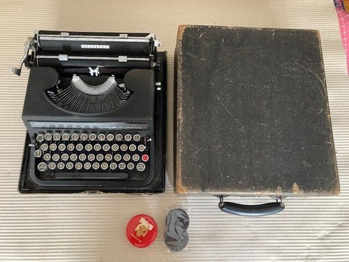 Macchina scrivere olivetti - da,