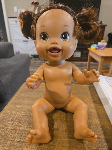 Hasbro baby alive 2010 - alive,