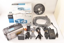 Videocamera Sony Handycam HDR-TD10 Full Hi-Vision HD 3D testata con accessori