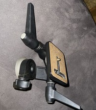 Testa treppiede tre vie