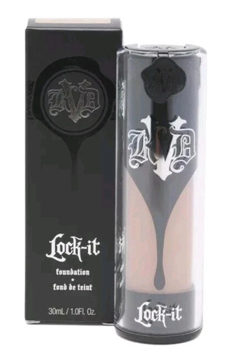 Fondotinta kat von kvd - kat,