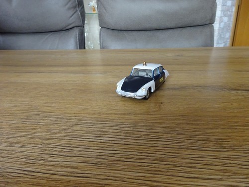 Dinky 501 citroen police - ds, 19