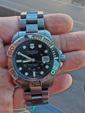 Orologio uomo Swiss Army Quartz Sub 500 METRI Cassa 44mm