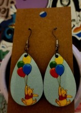 Orecchini a goccia in legno