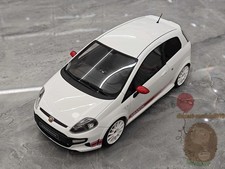 OTTO 1:18 FIAT PUNTO Limited