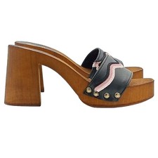 Zoccoli con fascia in pelle nera ricamata e tacco largo comodo - MY03610 NERO