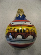 Palline di porcellana dipinte