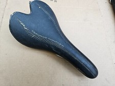 Sella bici da strada Fizik