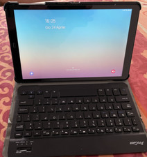 Samsung Tablet SM-T590 10,5" + SD 128Gb + custodia + tastiera