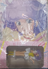 CREAMY MAMI CON ABITO GIALLO