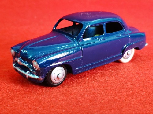 Dinky toys simca - 1:43,