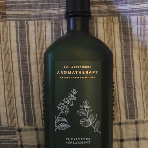 Bath body works - &,