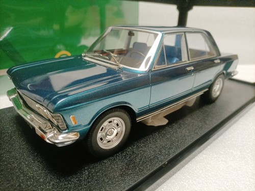 Modellino auto blu cult 18 - modellino, 1:18
