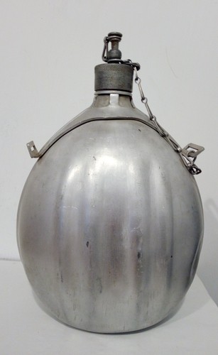 Vecchia borraccia militare - vecchia,