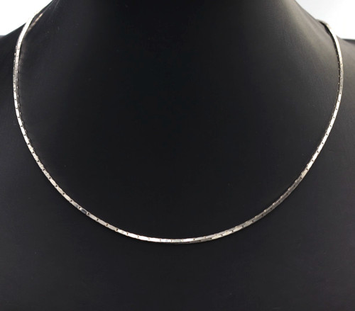Collana girocollo lucido