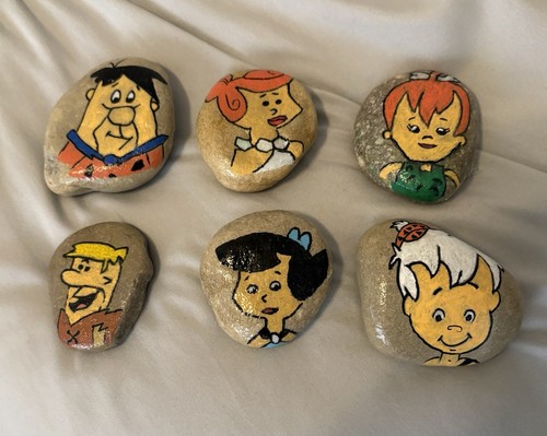 Rocce dipinte mano - le, a