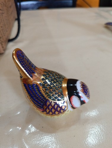 Royal crown derby blue tit - crown,