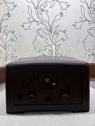 Radio valvole saba nora - radio, a