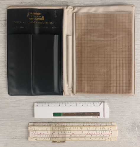 Regolo calcolatore con - regolo,