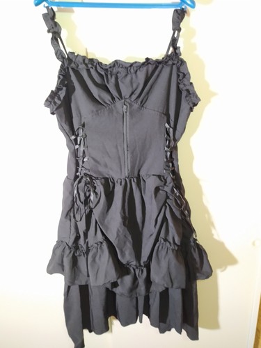 Vestito nero donna gotico