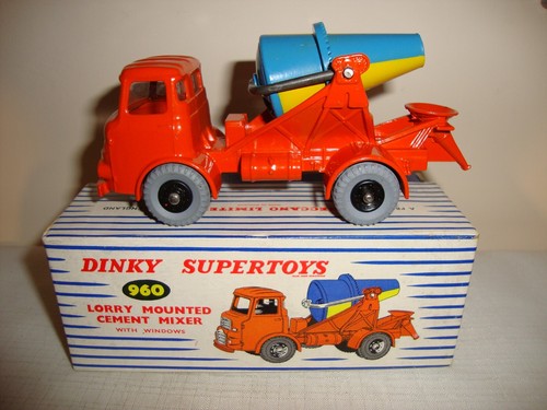 Betoniera con finestre dinky - finestre,