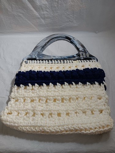 Borsa mano all uncinetto - a, all'uncinetto