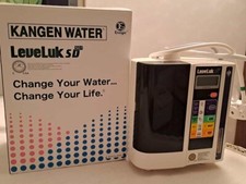 Macchina Leveluk SD 501 ( acqua alcalina ) + 2 Bottiglie di Plastica viola