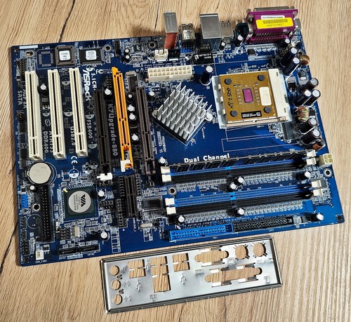 Asrock k7upgrade 880 - socket, a