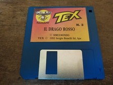 AMIGA TEX IL DRAGO ROSSO N.2  SIMULMONDO FLOPPY DISC COMMODORE VINTAGE LEGGI