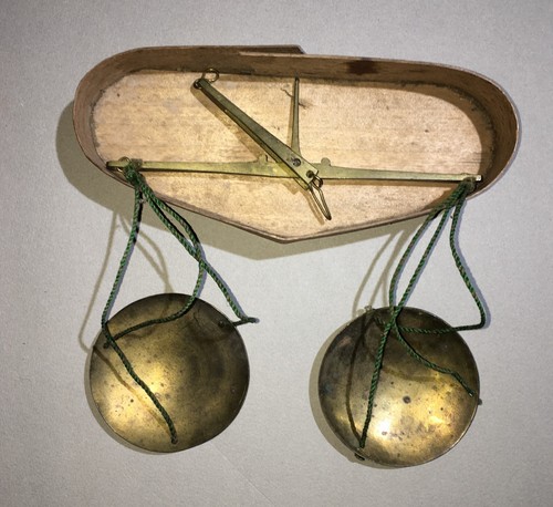 OREFICERIA-NUMISMATICA-FARMACE