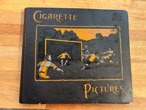 Cigarette card album wills - cigarette,
