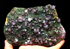 824 g esemplare minerale mica