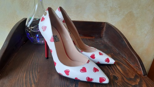 Love moschino leather heels - love,