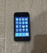 📱 Apple iPhone 3 / 3GS –
