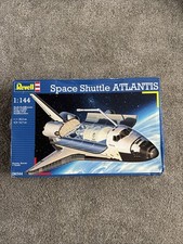 Space Shuttle Atlantis -