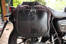 KIT COPPIA BORSE LATERALI GIVI CRM106 13LTR LINEA CORIUM MOTO CON FASCIA CRM105