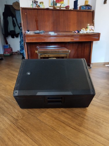Mackie srm 650 - 650, attiva
