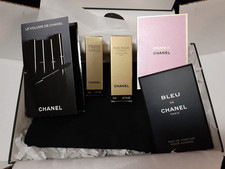 CHANEL Gift Box W/ Black