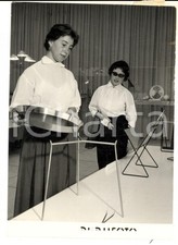 1954 MILANO X TRIENNALE DESIGN Tavolo scomponibile dall'Austria *Foto 13x18